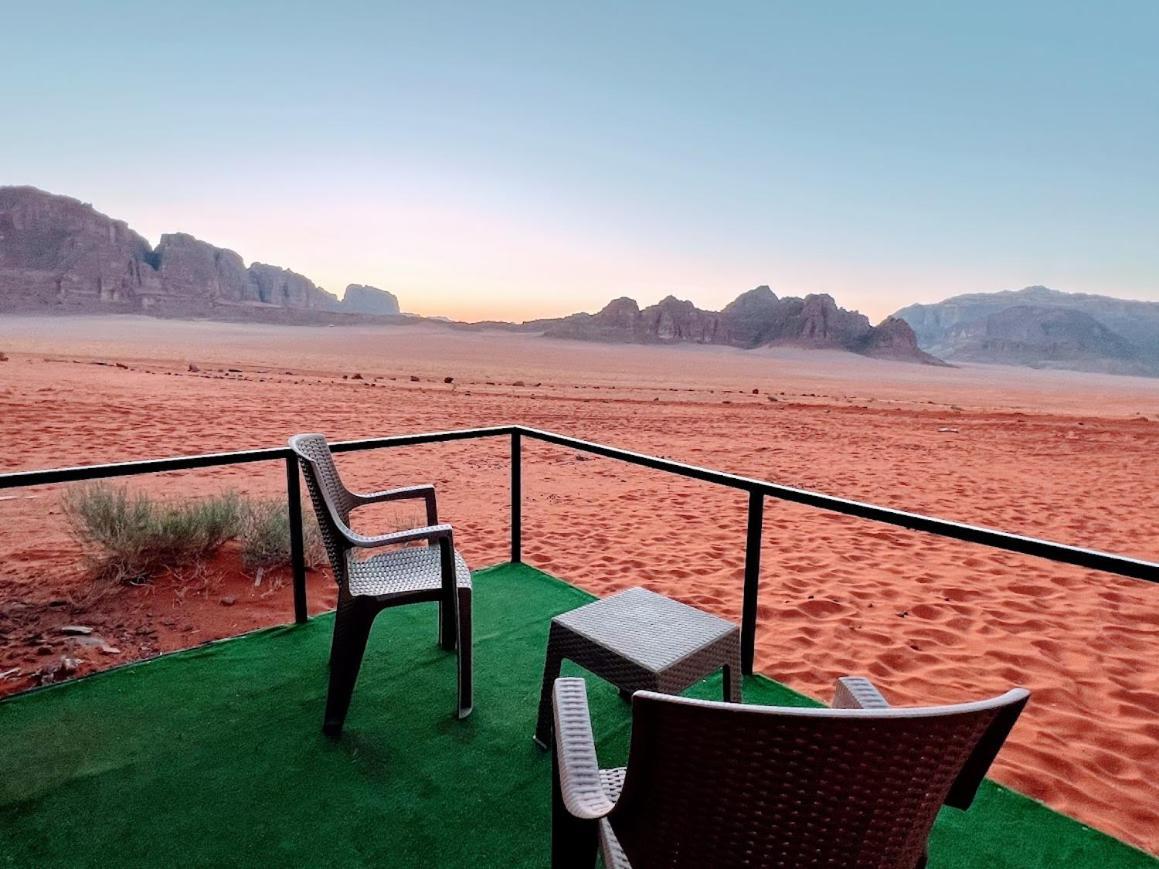 Wadi Rum Shooting Stars Camp Exterior photo